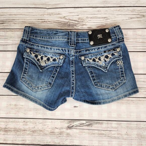 Miss Me Women's Jean Shorts 28 Embellished Med Wash Causal - Picture 5 of 9